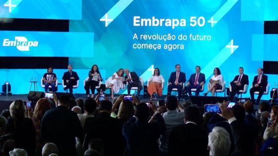 Asbraer presente no 51º aniversário da Embrapa