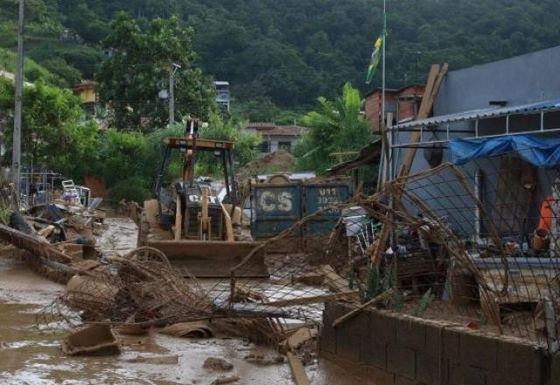 Governo de SP pode remover compulsoriamente moradores de zonas de risco